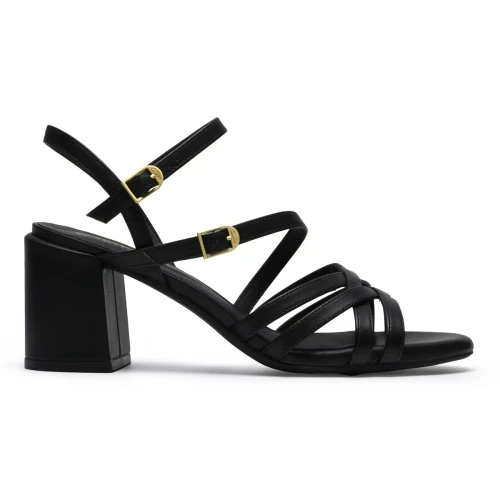 Clarks - Ezoria Strap Black Leather