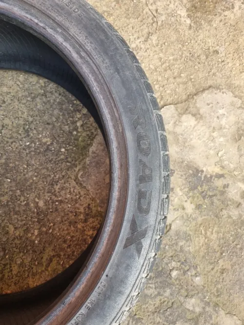 03 pneus 255/40/20 Roadx et Crossleader