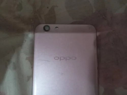 Oppo F1s