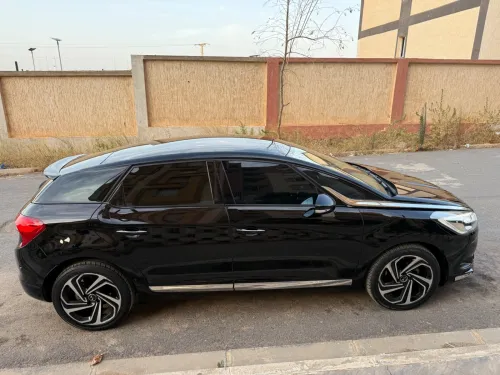 DS DS5 2021 DS5