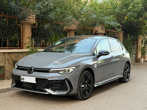 Volkswagen Golf 8.5 2025 R black edition