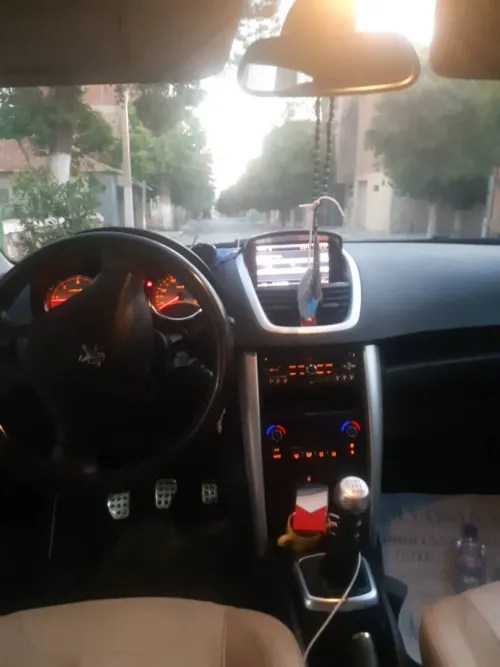 Peugeot 207 2011 