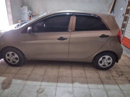 Kia Picanto 2012 بوب