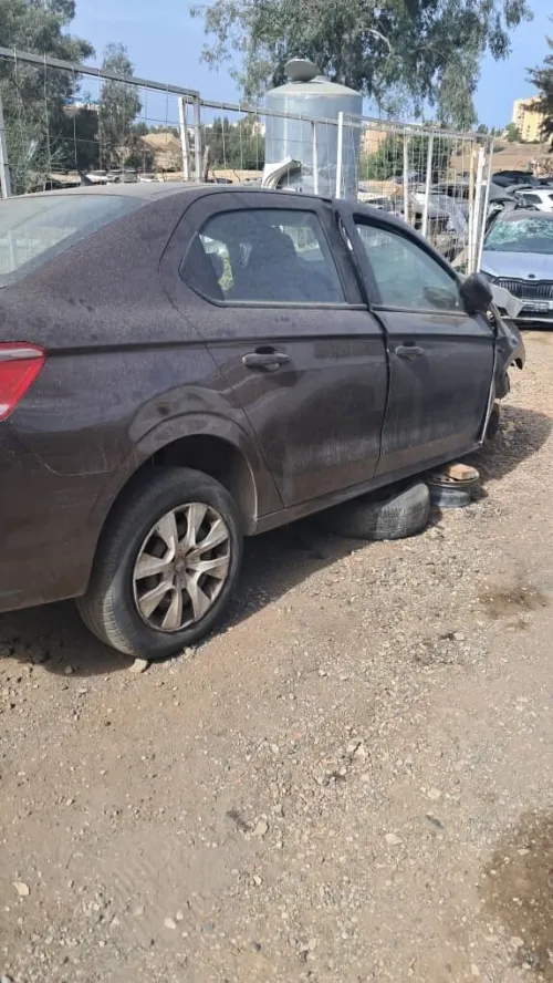 Porte, Aile arriere, Bassina et toit 301 