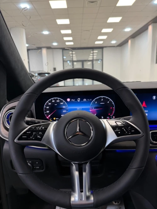 Mercedes Classe V 300d 2025 EXCLUSIVES MAYBACK