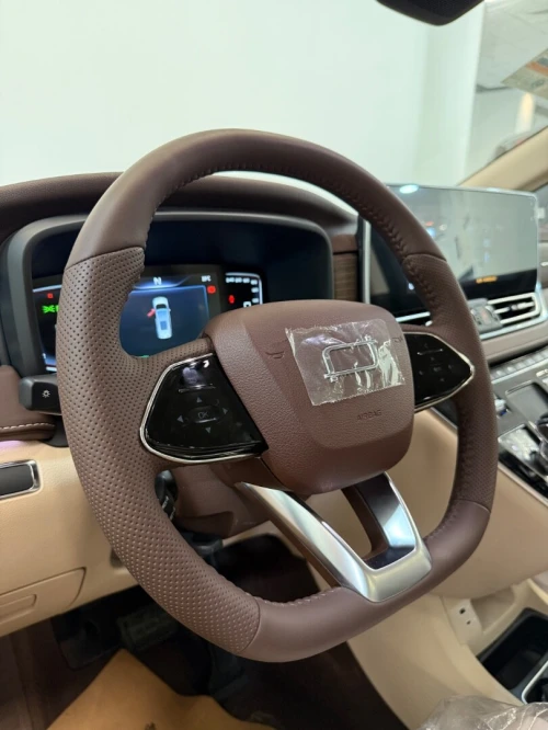 Bestune M9 2025 Luxury