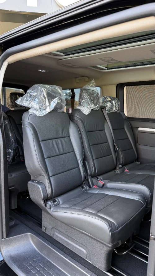 Peugeot Traveller 2026 Business