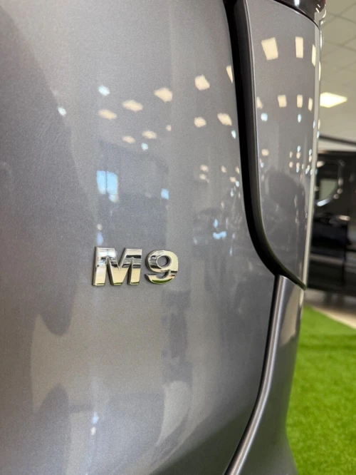 Bestune M9 2025 Luxury