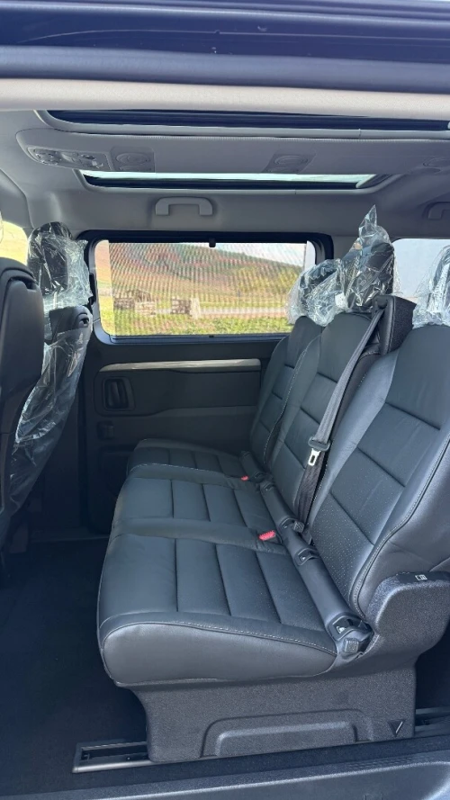Peugeot Traveller 2026 Business