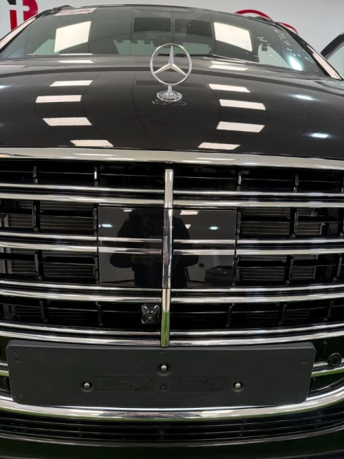 Mercedes Classe V 300d 2025 EXCLUSIVES MAYBACK
