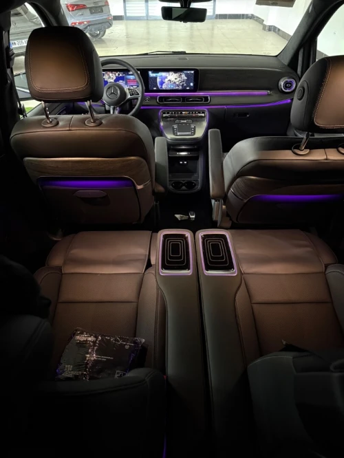 Mercedes Classe V 300d 2025 EXCLUSIVES MAYBACK