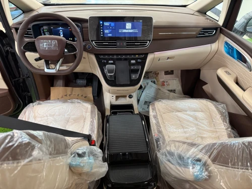 Bestune M9 2025 Luxury