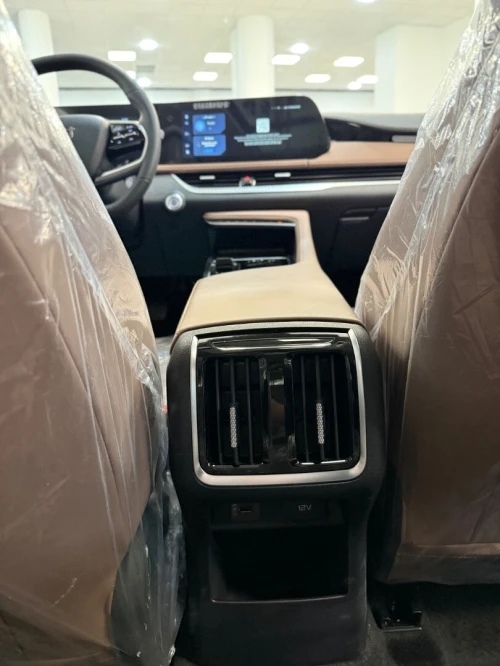 Bestune B70 2026 Luxury