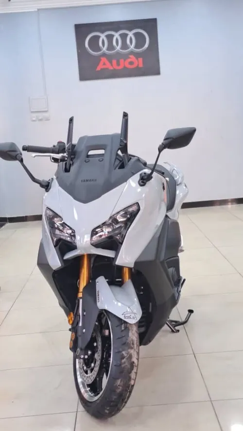 Yammaha Tmax tech max 2026