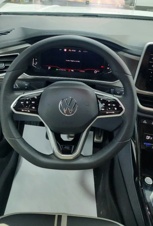 Volkswagen T-Roc 2025 R-Line 