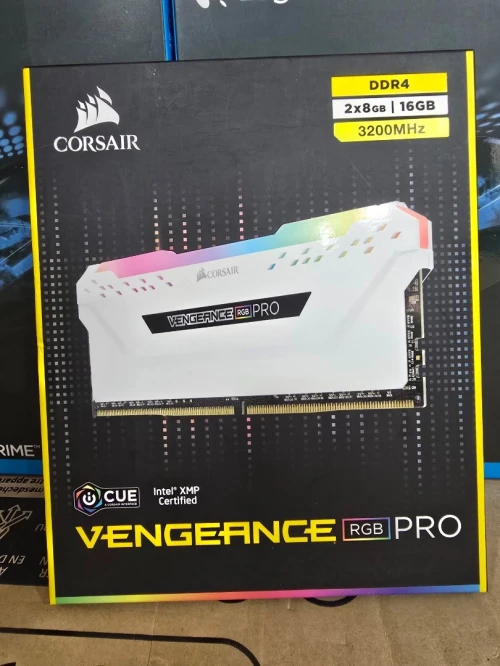 CORSAIR VENGEANCE RGB PRO WHITE 16Gb (2x8Gb) 3200MHz CL16 DDR4