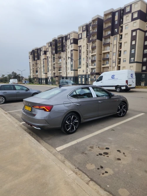 Skoda Octavia Pro 1.4T 150HP 2025 Premium Edition