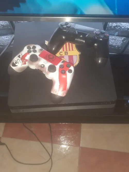 Ps4 slim