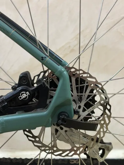vtt cube aim PRO 29 pouces vtt cube aim PRO 29 pouces 