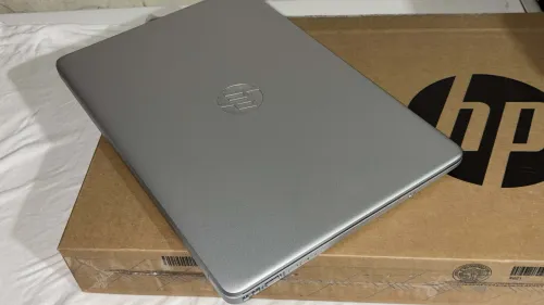 Laptop HP 4GO 15"