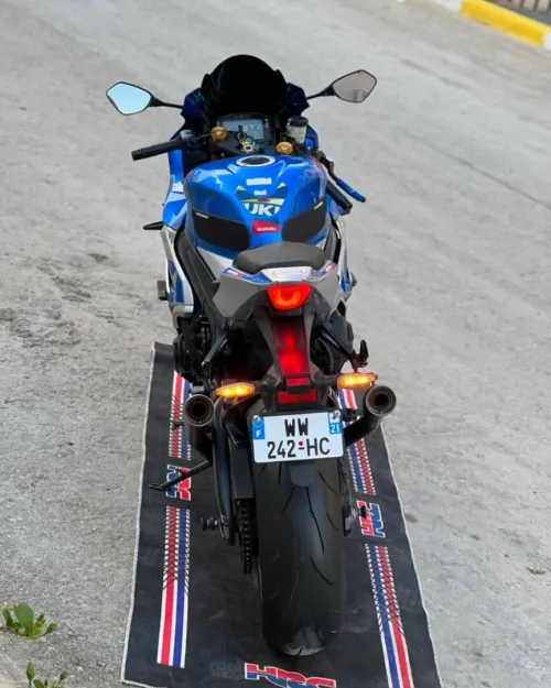 Suzuki M01 