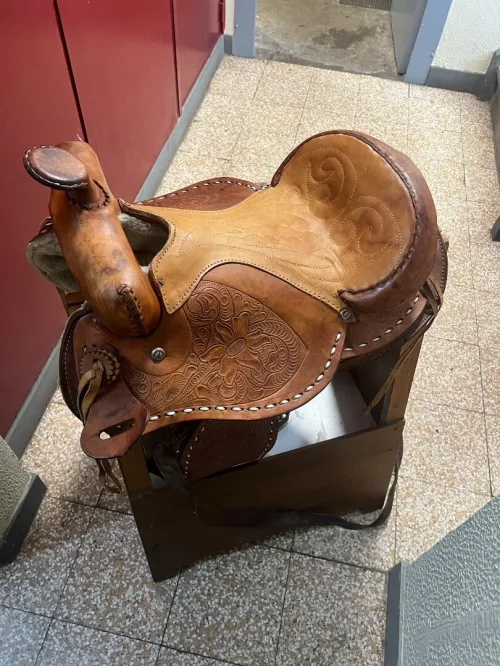 Selle de cheval سرج حصان