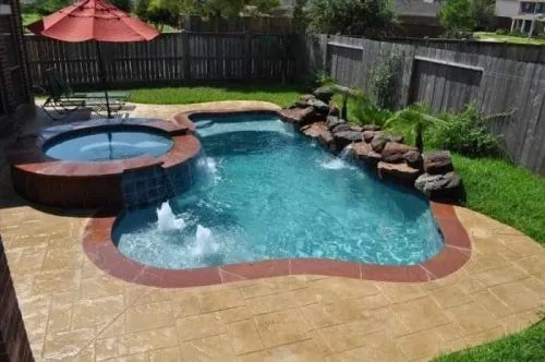 Construire des piscines de la plus haute qualité à prix réduits