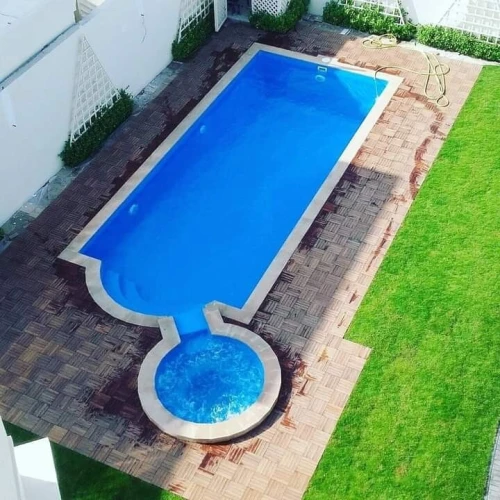 Construire des piscines de la plus haute qualité à prix réduits