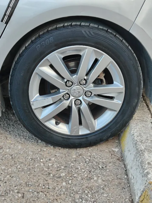 Peugeot 308 2015 Active