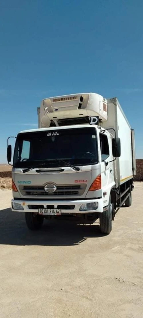 Hino camion frigo 2014
