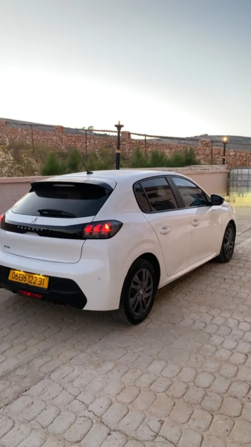Peugeot 208 2022 Active