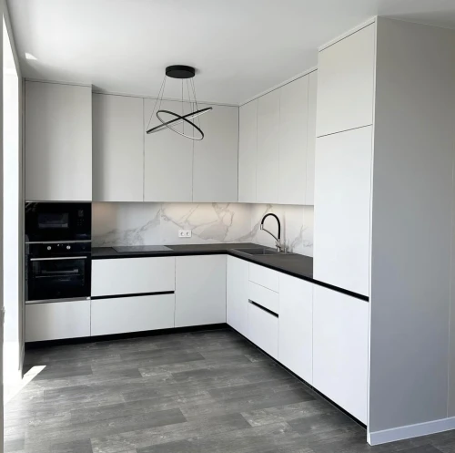 cuisine équipée moderne et sur mesure HIGH GLOSS