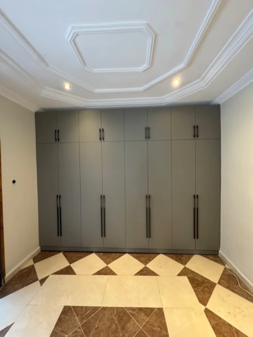 Dressing armoire placard moderne sur mesure خزانات ملابس