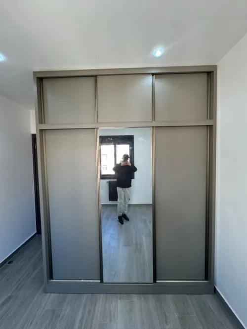 Dressing armoire placard moderne sur mesure خزانات ملابس