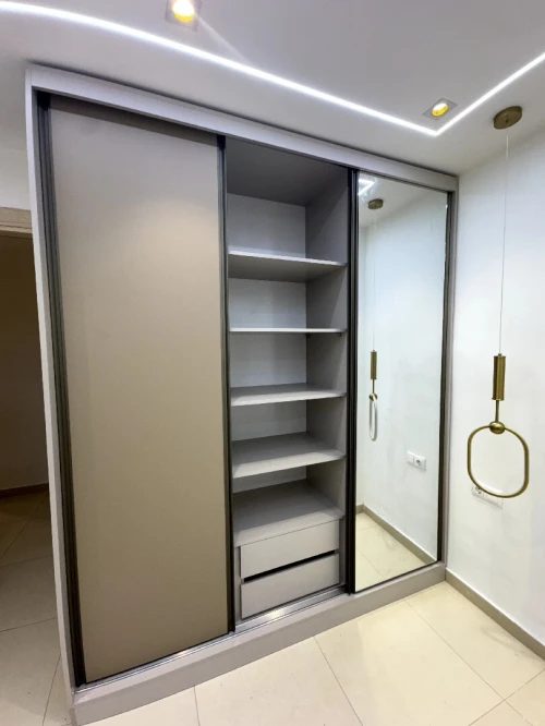Dressing armoire placard moderne sur mesure خزانات ملابس
