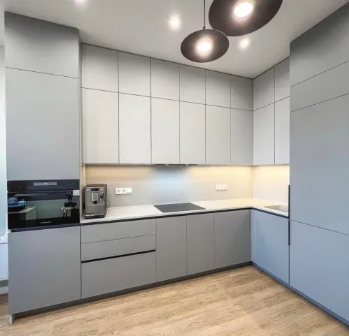 cuisine équipée moderne et sur mesure HIGH GLOSS