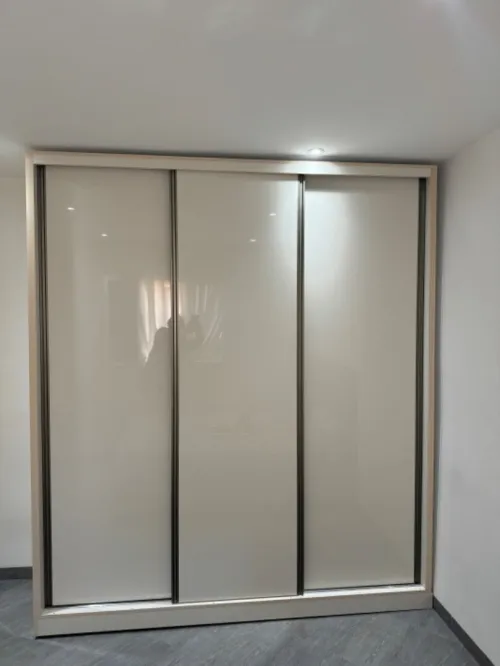 Dressing armoire placard moderne sur mesure خزانات ملابس