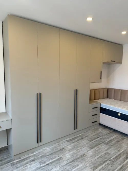 dressing et placard sur mesure moderne خزانات ملابس