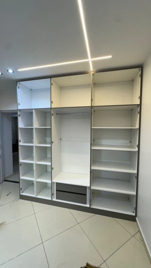 Dressing armoire placard moderne sur mesure خزانات ملابس