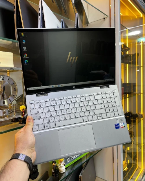HP Pavilion 15 X360 i7-11eme 16GB/1024GB SSD, Intel Iris Xe graphics, vendu X