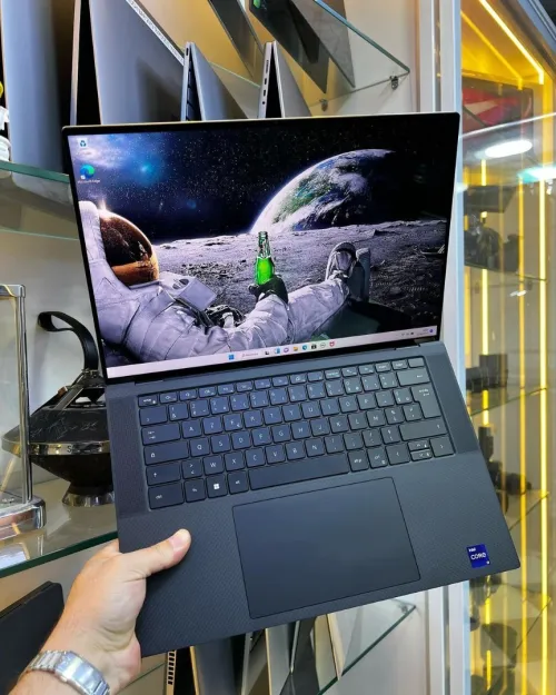 Dell XPS 15 2023 i9-12900HK 64GB/2048GB SSD 4K Tactile, Carte Graphique NVDIA RTX3050Ti.  X 