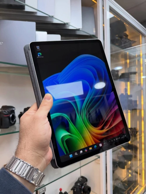 Surface Pro 12 SD X Plus avec clavier et stylet  Disponible Chez Morsi store dz