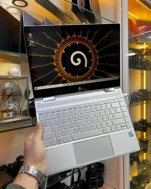 HP Spectre x360 i7/16GB/512GB 4K, Vendu X