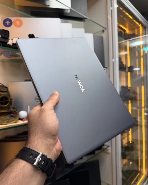 HONOR 14 i7-11390H 16/512 2K Tactile Disponible Chez Morsi store dz