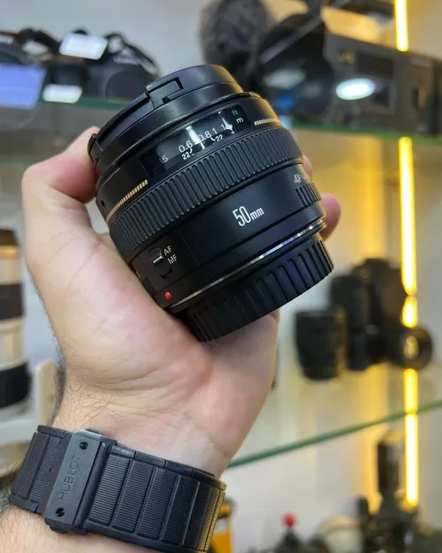 Canon 50mm f/1.4