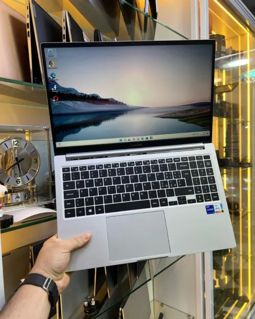Samsung GalaxyBook 15 i7-11eme 16GB/512GB, Intel Iris Xe graphics