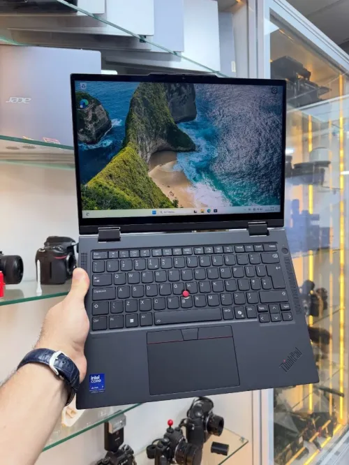 Lenovo ThinkPad T14S 2in1 ULTRA 7  Disponible Chez Morsi store dz