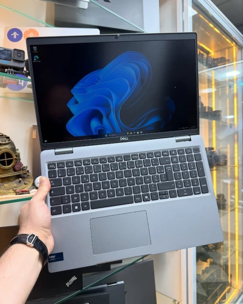 Latitude 5550 15P ULTRA 5 16GB/256Gb Disponible Chez Morsi store dz
