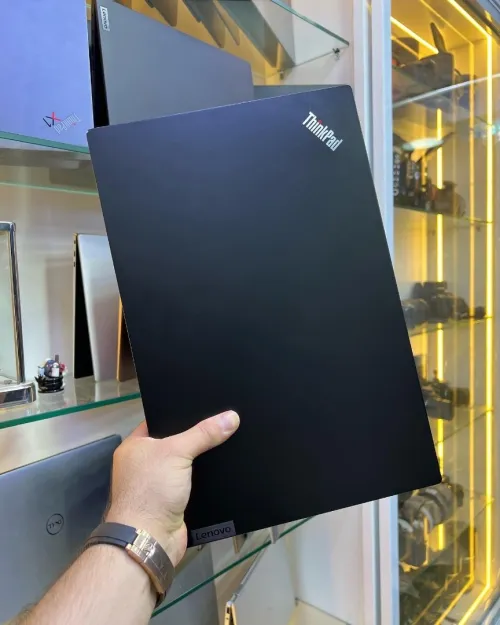Thinkpad E15 Gen2 i7-1165G7 