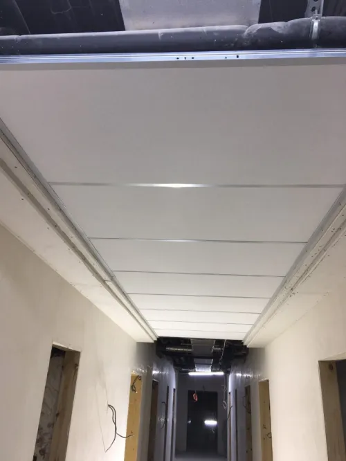 Faux plafond demontable armstrong 